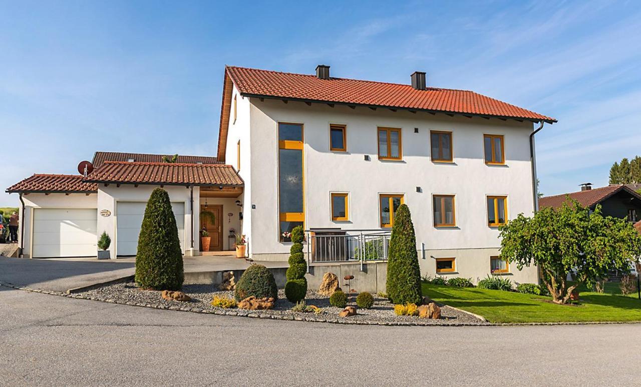 Ferienwohnung Lex Бад Грисбах Екстериор снимка